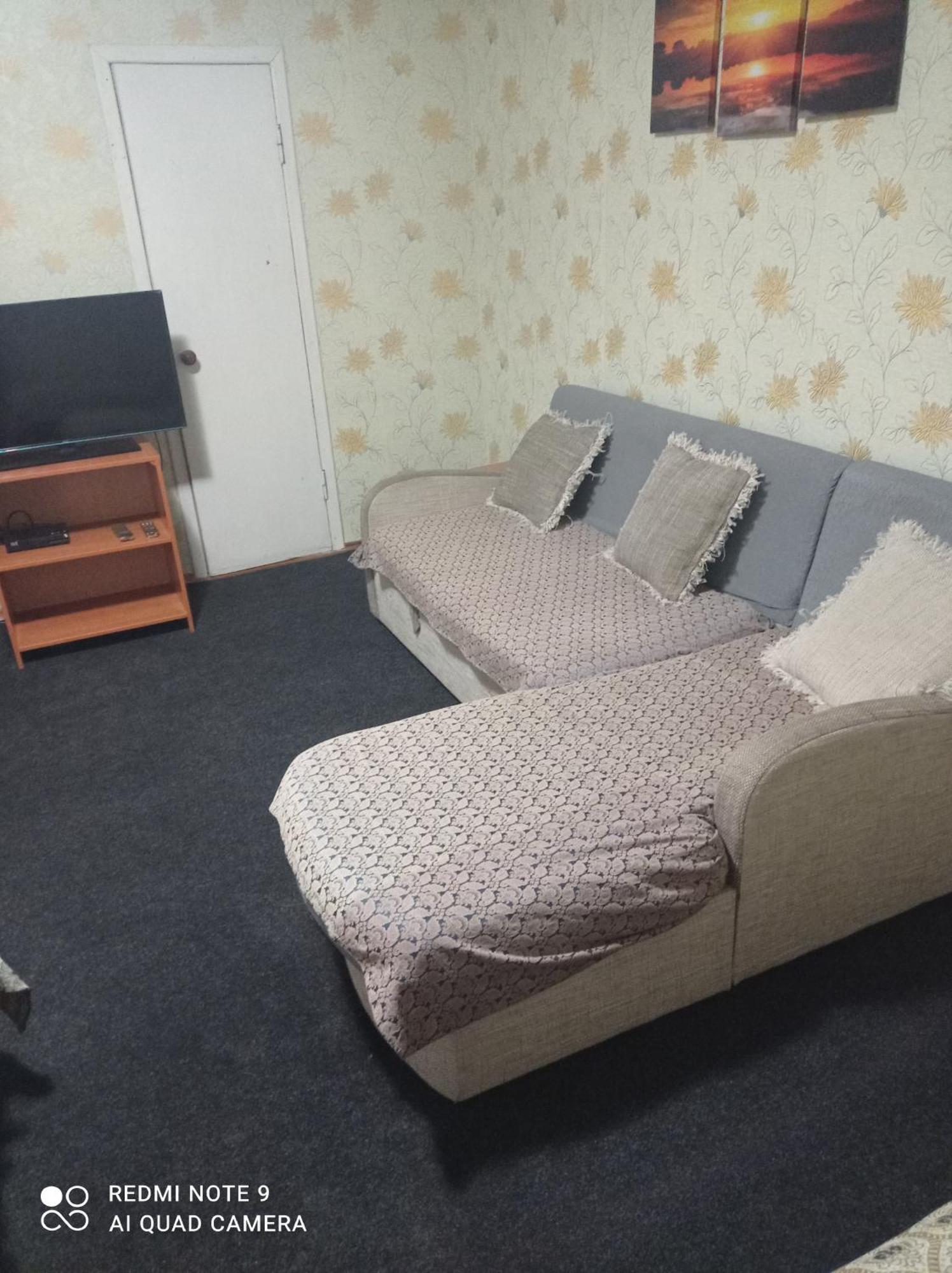 Podsolnukhi Guest House Tsjolpon-Ata Eksteriør bilde